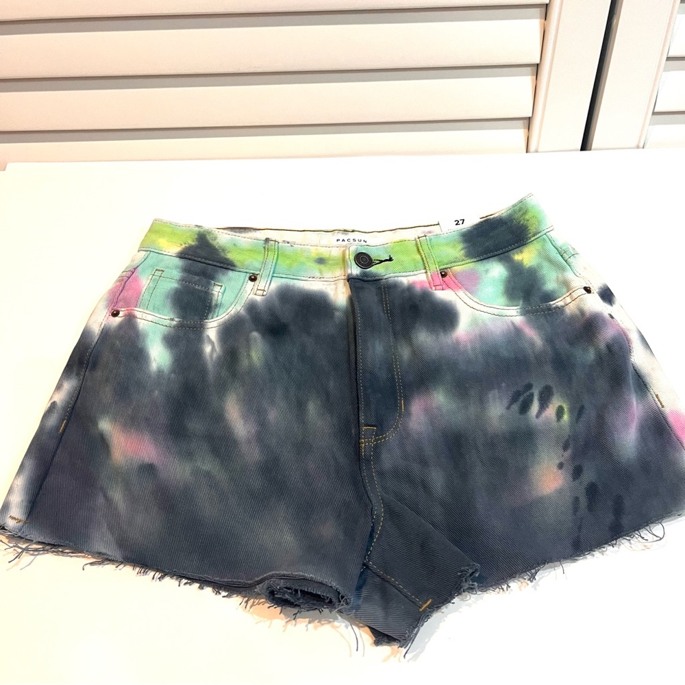 PacSun Tie Dye High Rise Festival Jean Shorts Size 27